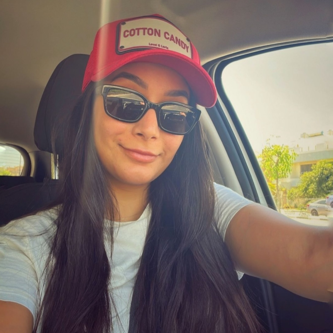 Image #1 from Youssra