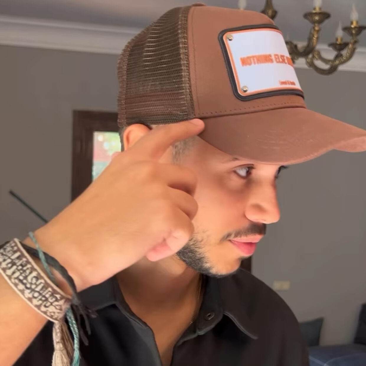 Image #1 from Yassin